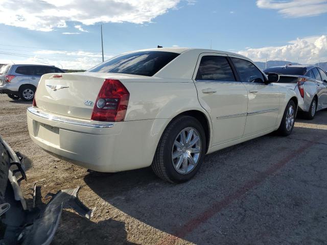 2C3KA33G98H139961 - 2008 CHRYSLER 300 LIMITED CREAM photo 3