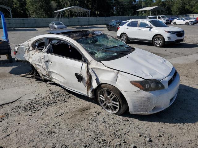 JTKDE3B72A0310028 - 2010 SCION TC WHITE photo 4