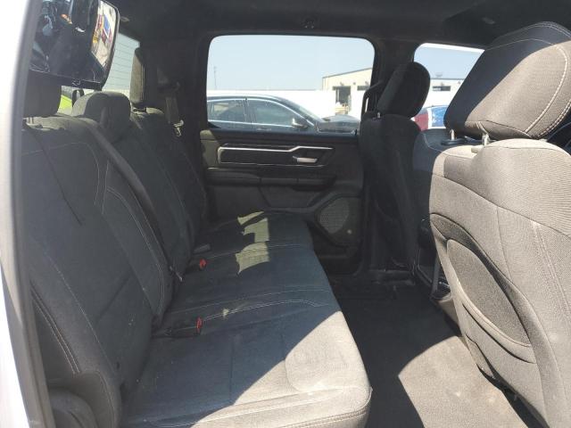 1C6SRFFT1KN762236 - 2019 RAM 1500 BIG HORN/LONE STAR WHITE photo 10