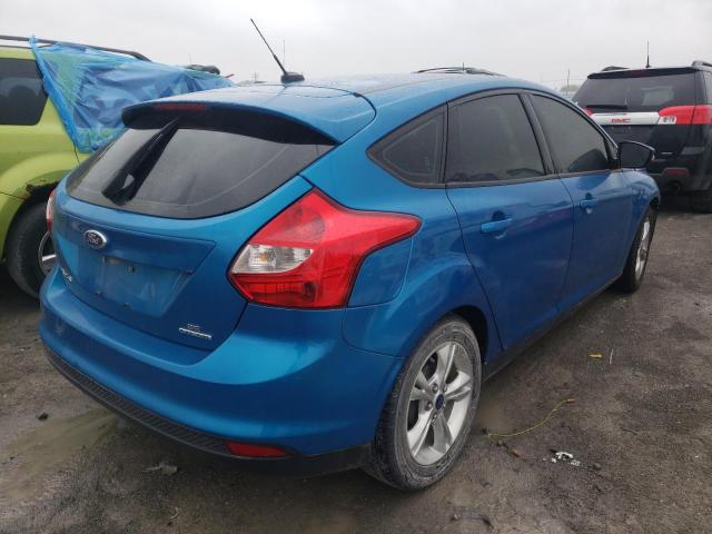 1FADP3K23EL197092 - 2014 FORD FOCUS SE BLUE photo 4