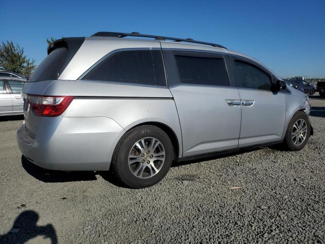 5FNRL5H63CB131451 - 2012 HONDA ODYSSEY EXL SILVER photo 3