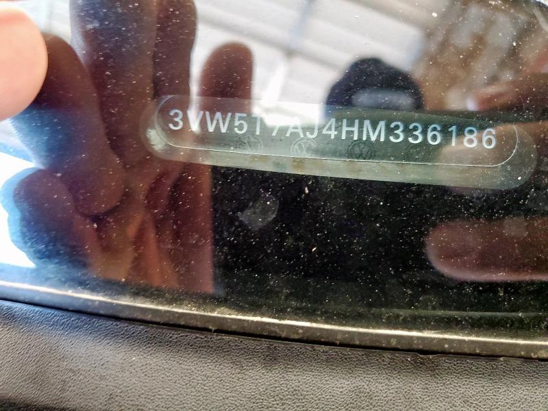 3VW5T7AJ4HM336186 - 2017 VOLKSWAGEN JETTA GLI GRAY photo 12