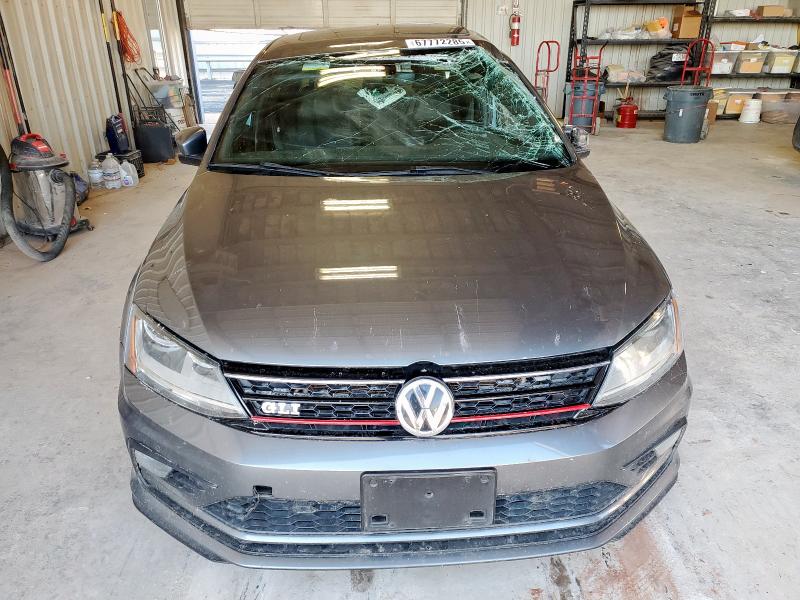 3VW5T7AJ4HM336186 - 2017 VOLKSWAGEN JETTA GLI GRAY photo 5