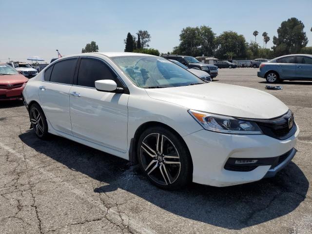 1HGCR2F69GA225369 - 2016 HONDA ACCORD SPORT Ақ фото 4