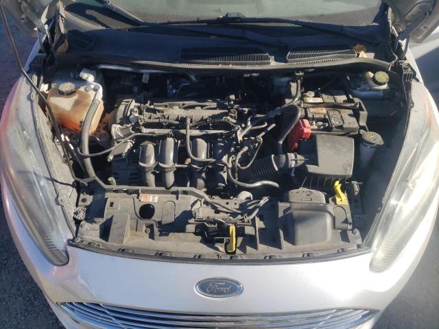 3FADP4BJ4GM179196 - 2016 FORD FIESTA SE GRAY photo 11