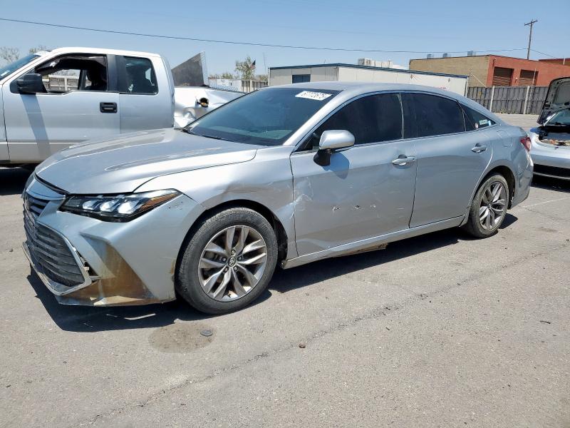 2019 TOYOTA AVALON XLE, null