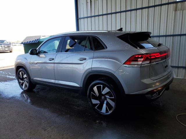 1V2HE2CA7RC218385 - 2024 VOLKSWAGEN ATLAS CROS SE Серый фото 2