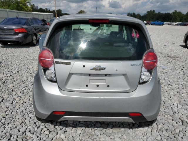 KL8CD6S96FC709810 - 2015 CHEVROLET SPARK 1LT SILVER photo 6