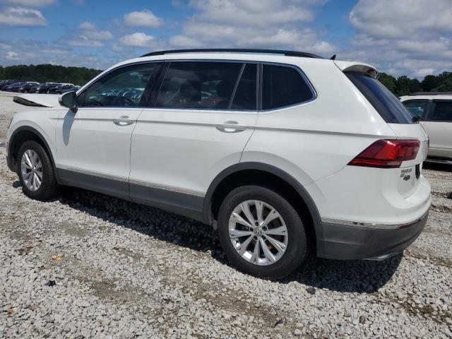 3VV3B7AX6JM156605 - 2018 VOLKSWAGEN TIGUAN SE Белый фото 2