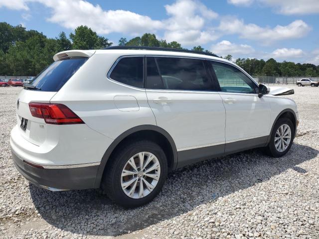 3VV3B7AX6JM156605 - 2018 VOLKSWAGEN TIGUAN SE Белый фото 3