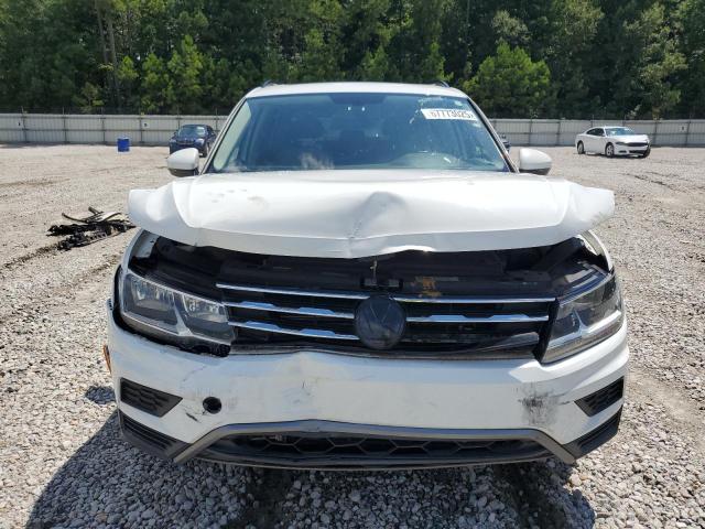 3VV3B7AX6JM156605 - 2018 VOLKSWAGEN TIGUAN SE Белый фото 5