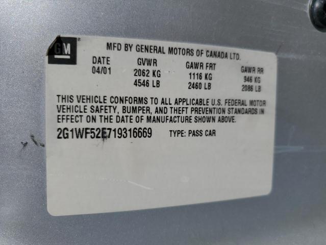 2G1WF52E719316669 - 2001 CHEVROLET IMPALA SILVER photo 12