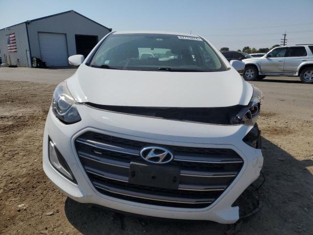 KMHD35LH9GU300335 - 2016 HYUNDAI ELANTRA GT WHITE photo 5