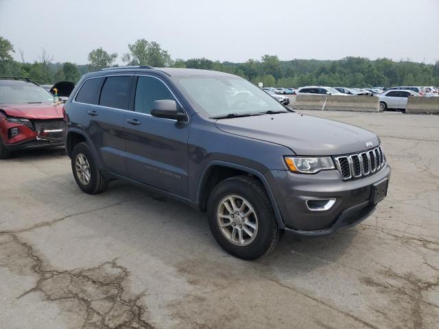 1C4RJFAG6JC504720 - 2018 JEEP GRAND CHEROKEE LAREDO Grau Foto 4