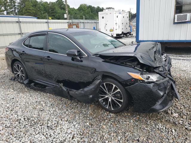 4T1B11HK6JU658042 - 2018 TOYOTA CAMRY L BLACK photo 4