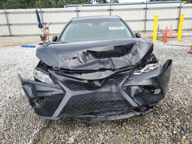 4T1B11HK6JU658042 - 2018 TOYOTA CAMRY L BLACK photo 5