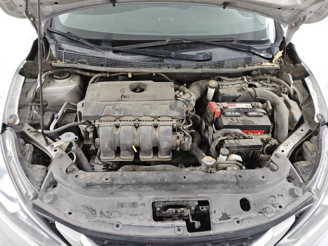 3N1AB7AP2JY230698 - 2018 NISSAN SENTRA S 灰色 照片 11