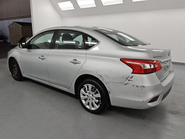 3N1AB7AP2JY230698 - 2018 NISSAN SENTRA S 灰色 照片 2