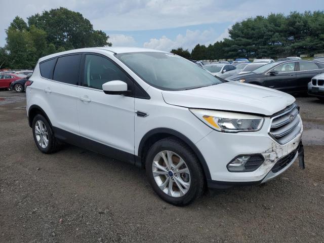 1FMCU9GD3HUC19839 - 2017 FORD ESCAPE SE WHITE photo 4