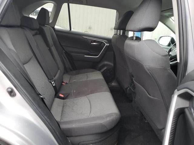 4T3RWRFV5NU054250 - 2022 TOYOTA RAV4 XLE SILVER photo 10