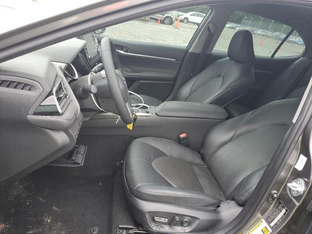 4T1F11AK7PU728751 - 2023 TOYOTA CAMRY XLE GRAY photo 7