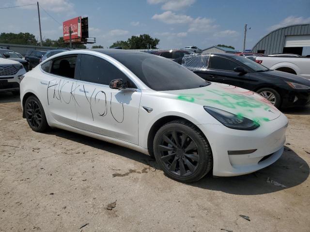 5YJ3E1EA6LF737389 - 2020 TESLA MODEL 3 WHITE photo 4