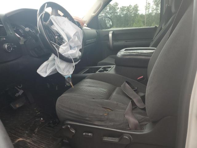 1GCHC23628F109249 - 2008 CHEVROLET SILVERADO C2500 HEAVY DUTY WHITE photo 7