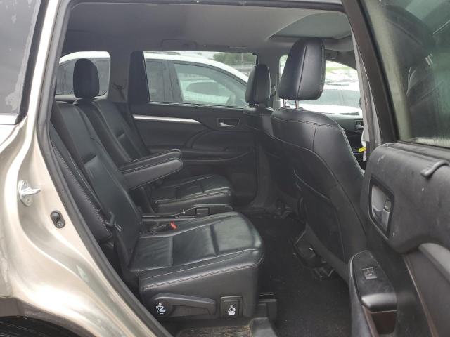 5TDJKRFH0GS318210 - 2016 TOYOTA HIGHLANDER XLE TAN photo 11