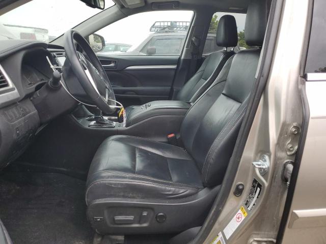 5TDJKRFH0GS318210 - 2016 TOYOTA HIGHLANDER XLE TAN photo 7
