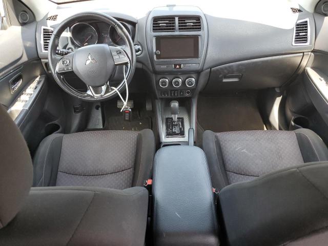 JA4AP4AU5KU018198 - 2019 MITSUBISHI OUTLANDER SE 黑色 照片 8