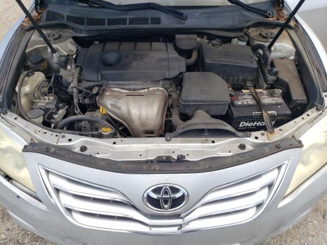 4T1BF3EK4BU206531 - 2011 TOYOTA CAMRY BASE SILVER photo 11