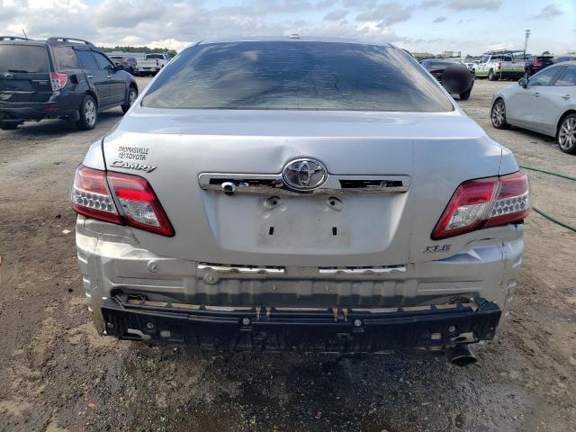 4T1BF3EK4BU206531 - 2011 TOYOTA CAMRY BASE SILVER photo 6