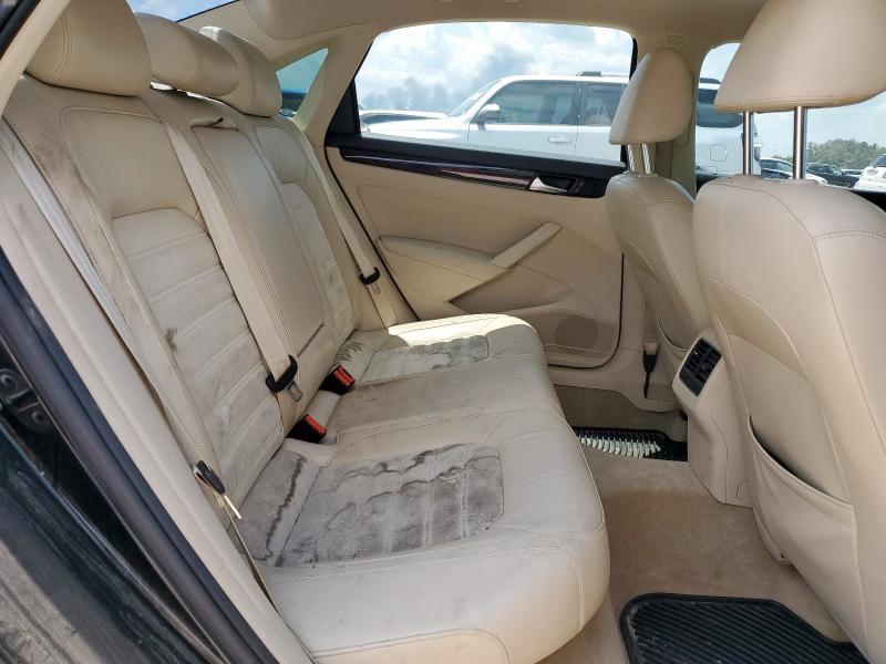 1VWCV7A36FC034562 - 2015 VOLKSWAGEN PASSAT SEL BLACK photo 10