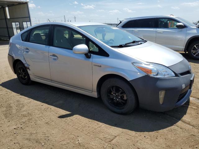 JTDKN3DU5D5627021 - 2013 TOYOTA PRIUS 银色 照片 4