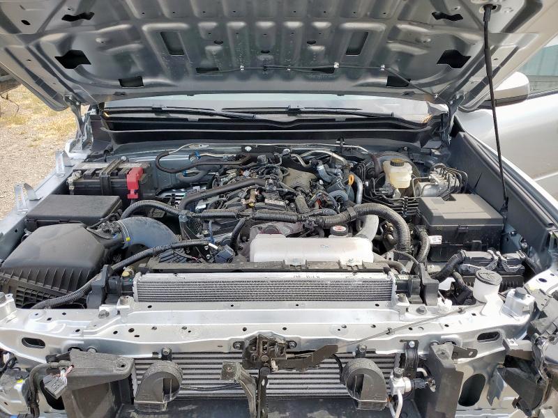 3TYLB5JN9ST065089 - 2025 TOYOTA TACOMA DOUBLE CAB Gümüş fotoğraf 11