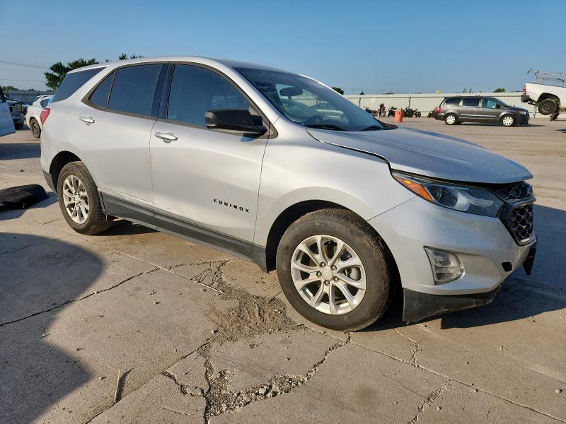 3GNAXHEV2KS668629 - 2019 CHEVROLET EQUINOX LS SILVER photo 4