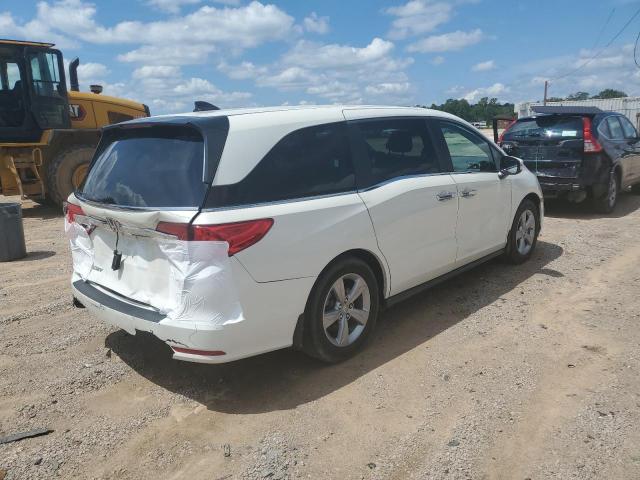5FNRL6H75JB103016 - 2018 HONDA ODYSSEY EXL WHITE photo 3