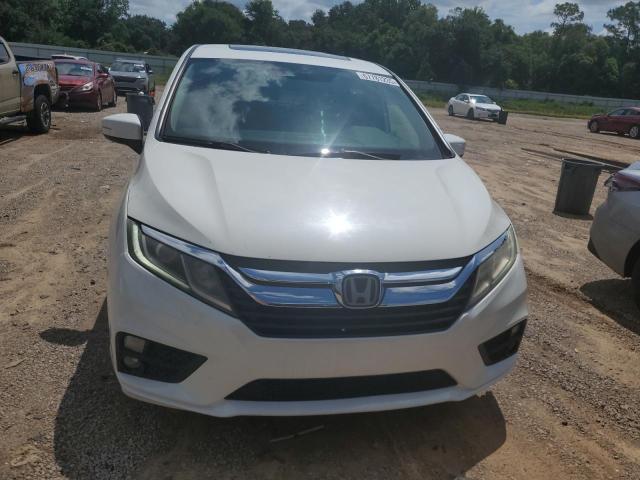 5FNRL6H75JB103016 - 2018 HONDA ODYSSEY EXL WHITE photo 5