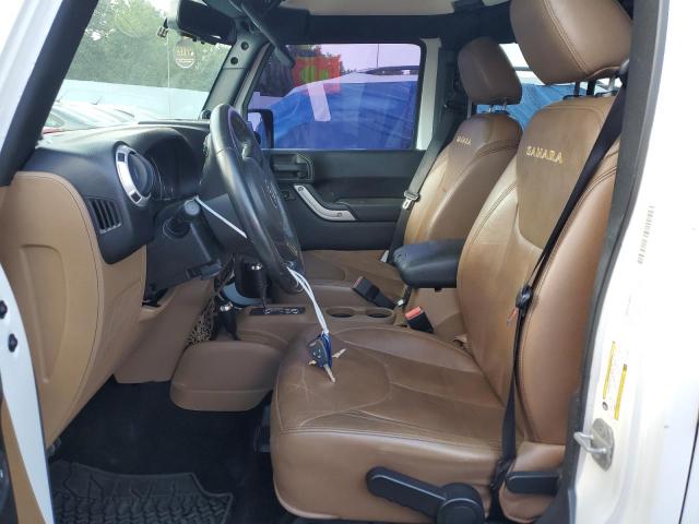 1C4BJWEG7EL115053 - 2014 JEEP WRANGLER U SAHARA WHITE photo 7