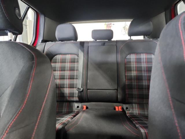 3VW6T7AU4MM001681 - 2021 VOLKSWAGEN GTI S RED photo 10