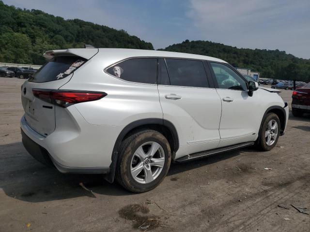 5TDBBRCH7NS561373 - 2022 TOYOTA HIGHLANDER HYBRID LE WHITE photo 3