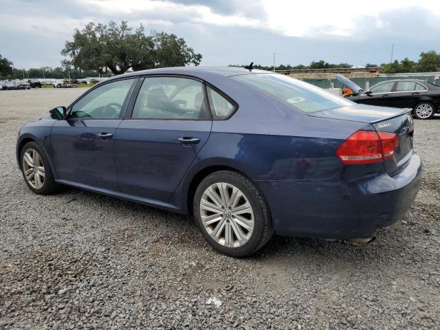 1VWAS7A36FC032388 - 2015 VOLKSWAGEN PASSAT S BLUE photo 2