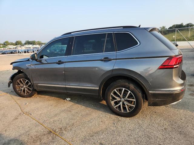 3VV2B7AX2JM197891 - 2018 VOLKSWAGEN TIGUAN SE ნაცრისფერი ფოტო 2