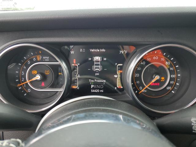 1C4HJXEG9JW291692 - 2018 JEEP WRANGLER U SAHARA Weiß Foto 9