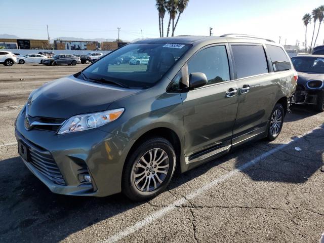 2019 TOYOTA SIENNA XLE, 