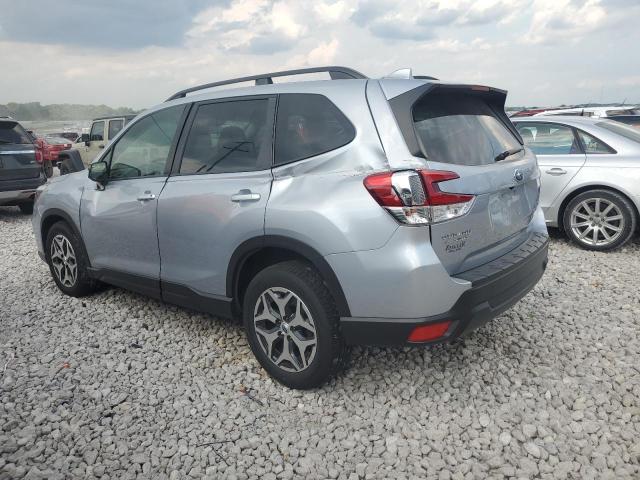 JF2SKAFC2MH489231 - 2021 SUBARU FORESTER PREMIUM SILVER photo 2