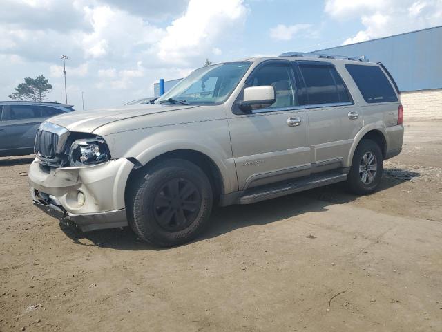 5LMFU28R44LJ25030 - 2004 LINCOLN NAVIGATOR GOLD photo 1