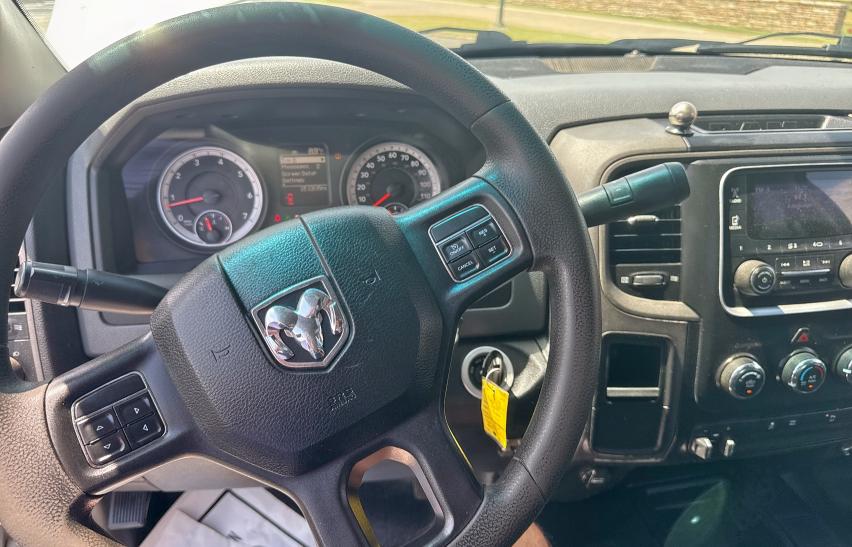 3C6TR5HT9DG536324 - 2013 RAM 2500 ST Білий фото 9