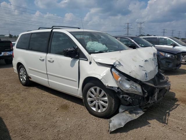 2C4RVABG1CR222338 - 2012 VOLKSWAGEN ROUTAN SE WHITE photo 4