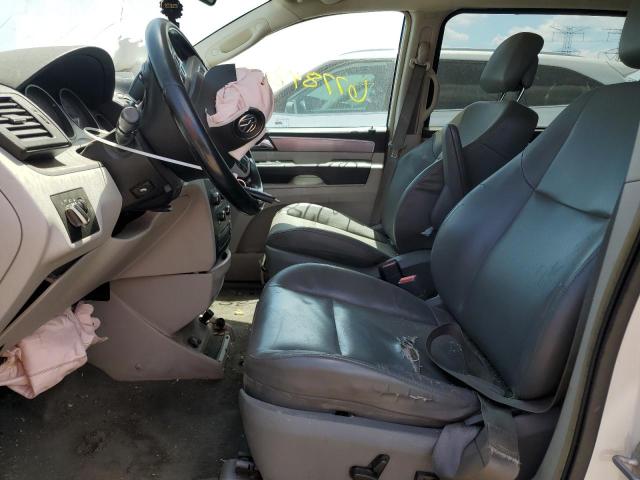 2C4RVABG1CR222338 - 2012 VOLKSWAGEN ROUTAN SE WHITE photo 7